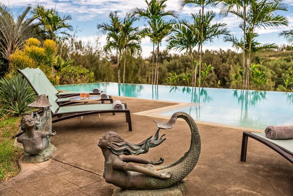 Hawai‘i Island Retreat at Ahu Pohaku Ho‘omaluhia pool