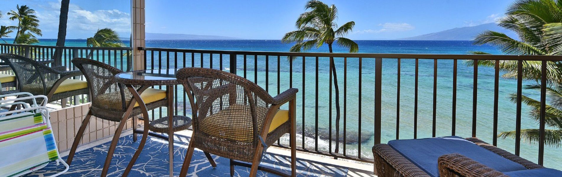 Kaleialoha balcony looking towards the beach