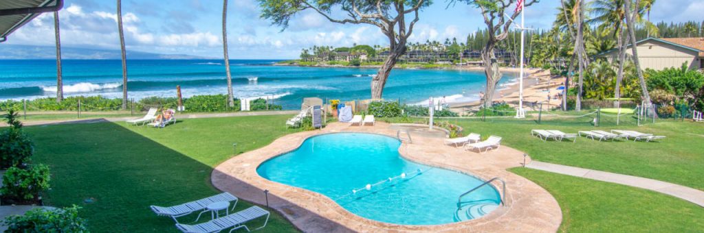 Napili Surf Beach Resort poolside