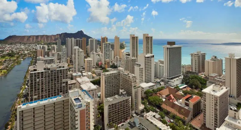 Island Colony Island Colony in Waikiki City with Diamond Head shown in the background and the ocean shown close