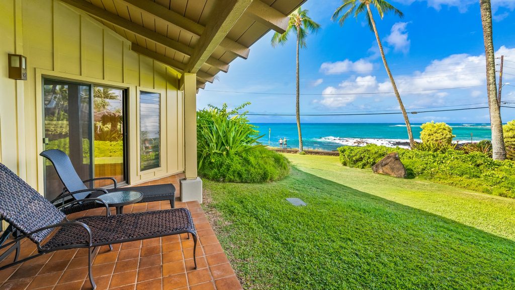 Nihi Kai Villas bottom floor view of the outside