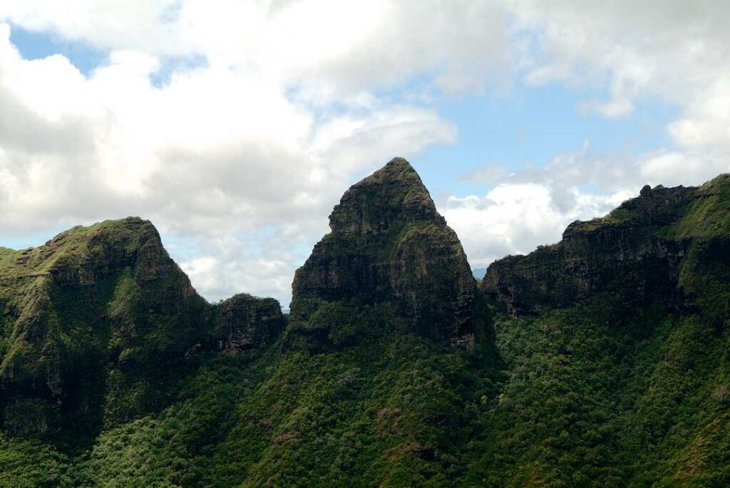 should I travel to Kauai